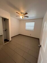8677 Dearborn Ave in South Gate, CA - Building Photo - Building Photo