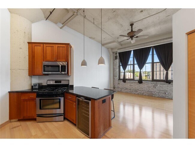 property at 1901 E Hennepin Ave
