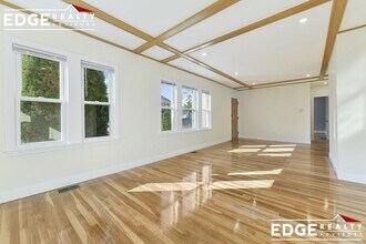 60 Lane Park in Boston, MA - Foto de edificio - Building Photo