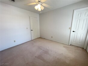 420 Crater Ct in Henderson, NV - Building Photo - Building Photo