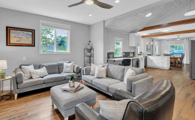 property at 1036 Lincoln Ave
