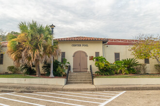 Randolph Family Housing in Universal City, TX - Foto de edificio - Building Photo