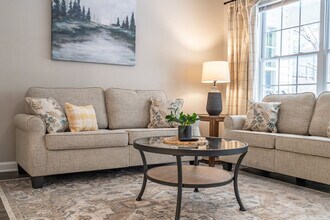 104 Kingston Pointe Dr in Kingston, GA - Building Photo - Building Photo