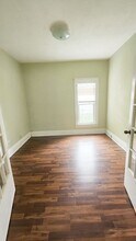 1831 Logan Ave in Des Moines, IA - Building Photo - Building Photo