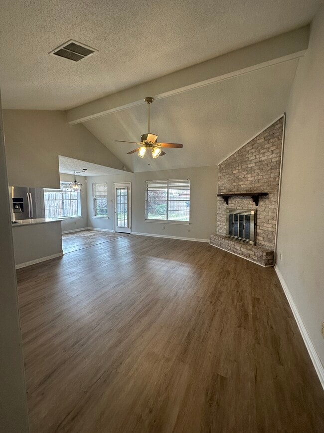 3250 E Lafourche Ct in Kenner, LA - Building Photo - Building Photo