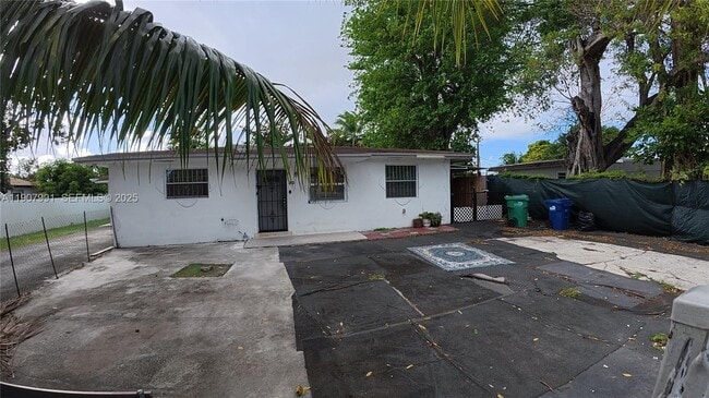 property at 15812 NW 39th Ct