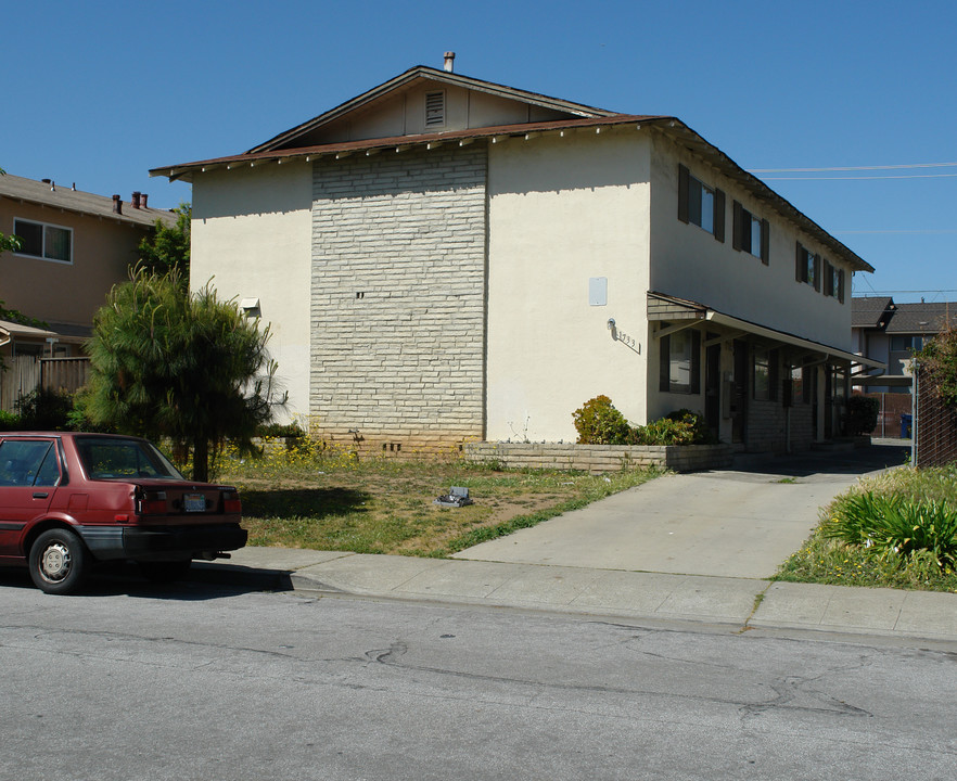 1733 Noranda Dr in Sunnyvale, CA - Foto de edificio