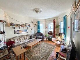 34 Darling St, Unit 2 in Boston, MA - Building Photo