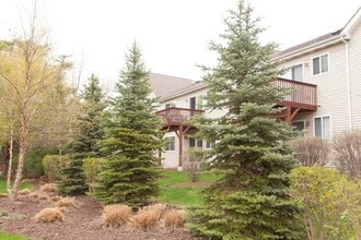 3169 Saganashkee Ln in Naperville, IL - Building Photo - Building Photo