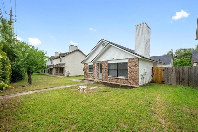 property at 2907 W Slaughter Ln