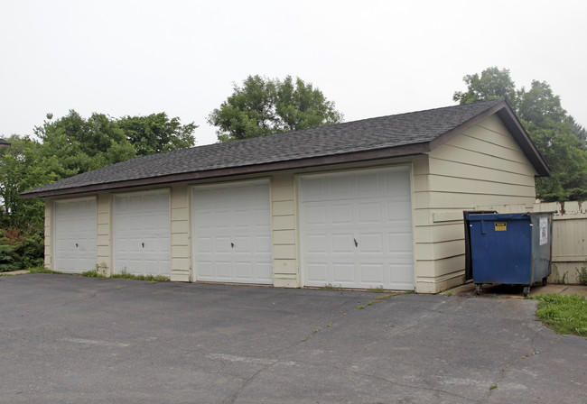 16165 Joplin Ave in Lakeville, MN - Building Photo - Building Photo