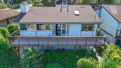 13905 Mira Montana Dr in Del Mar, CA - Building Photo - Building Photo