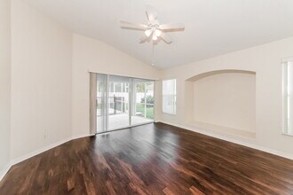 12006 Popash Glen in Lakewood Ranch, FL - Building Photo - Building Photo