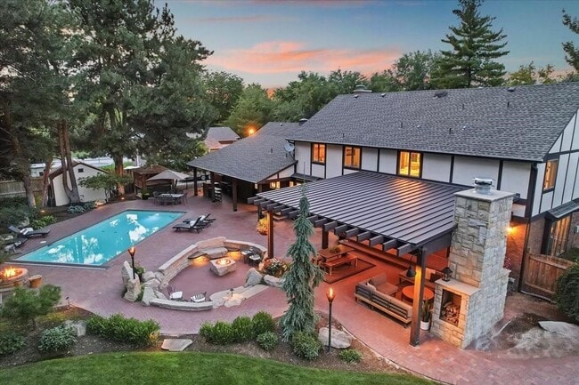 12445 W Ginger Creek Dr in Boise, ID - Building Photo - Building Photo