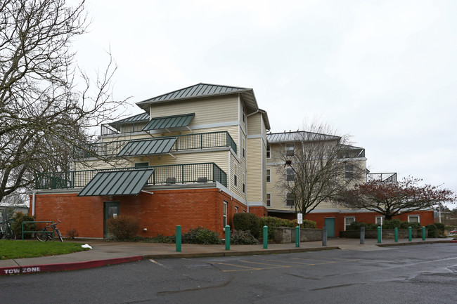 Central Park Place in Vancouver, WA - Building Photo - Building Photo