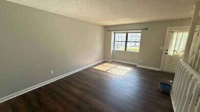 8189 Baltimore Ave, Unit 7C in Westerville, OH - Building Photo - Building Photo