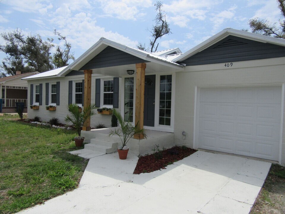 409 S Palo Alto Ave in Panama City, FL - Building Photo