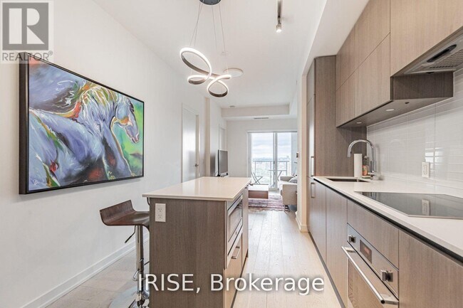 property at 1 Yorkville Ave