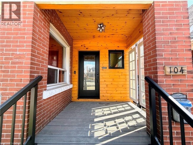 104 Paling Ave in Hamilton, ON - Building Photo - Building Photo