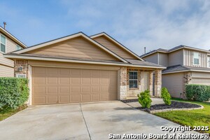 13103 Dolomar Pkwy in Saint Hedwig, TX - Building Photo - Building Photo