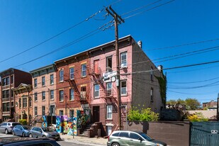 8 Bright St in Jersey City, NJ - Building Photo