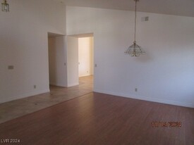 1321 Blue View Ct in North Las Vegas, NV - Building Photo - Building Photo