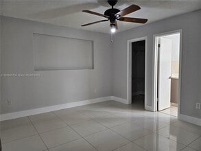 7416 SW 21st St in Miami, FL - Building Photo - Building Photo