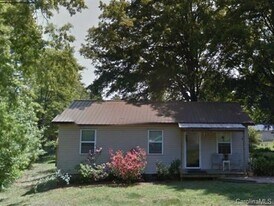 1711 Younger Ave in Statesville, NC - Building Photo