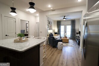 300 Hwy 81 in Mcdonough, GA - Building Photo - Building Photo