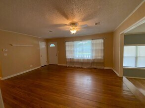 4637 S Trenton Ave in Tulsa, OK - Building Photo - Building Photo