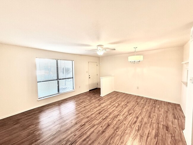 property at 5222E Butter Creek Ln