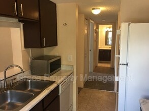 6470 S Dayton St in Englewood, CO - Building Photo - Building Photo