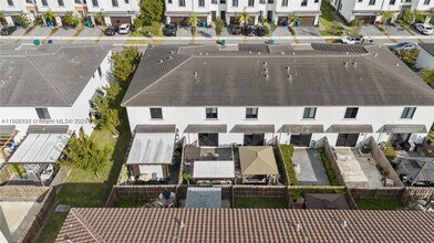 23296 SW 110th Ct in Princeton, FL - Building Photo - Building Photo