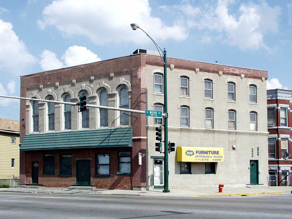 3265 S Archer Ave in Chicago, IL - Building Photo