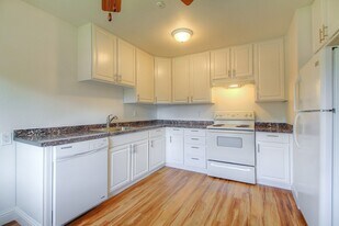 6233 Montecito Blvd in Santa Rosa, CA - Building Photo