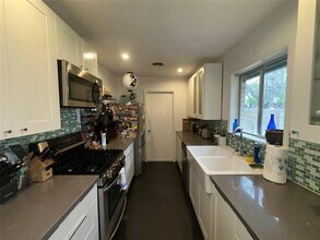 1908 Pompton Dr in Austin, TX - Building Photo - Building Photo