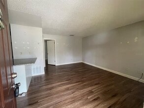 1137 Jamajo Blvd in Orlando, FL - Building Photo - Building Photo