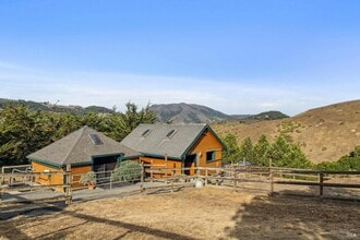 6381 Nicasio Valley Rd in Nicasio, CA - Building Photo - Building Photo