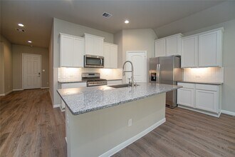 439 Stonebrook Ln in Conroe, TX - Foto de edificio - Building Photo