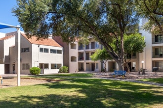 Casa Bella in Tucson, AZ - Building Photo - Building Photo