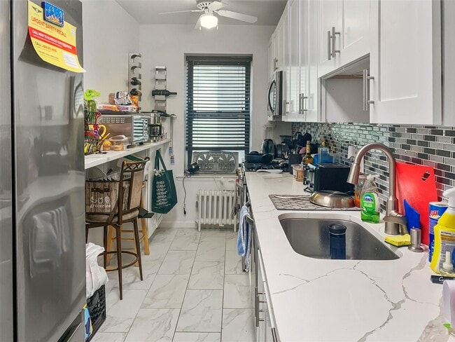 property at 6 West Ave