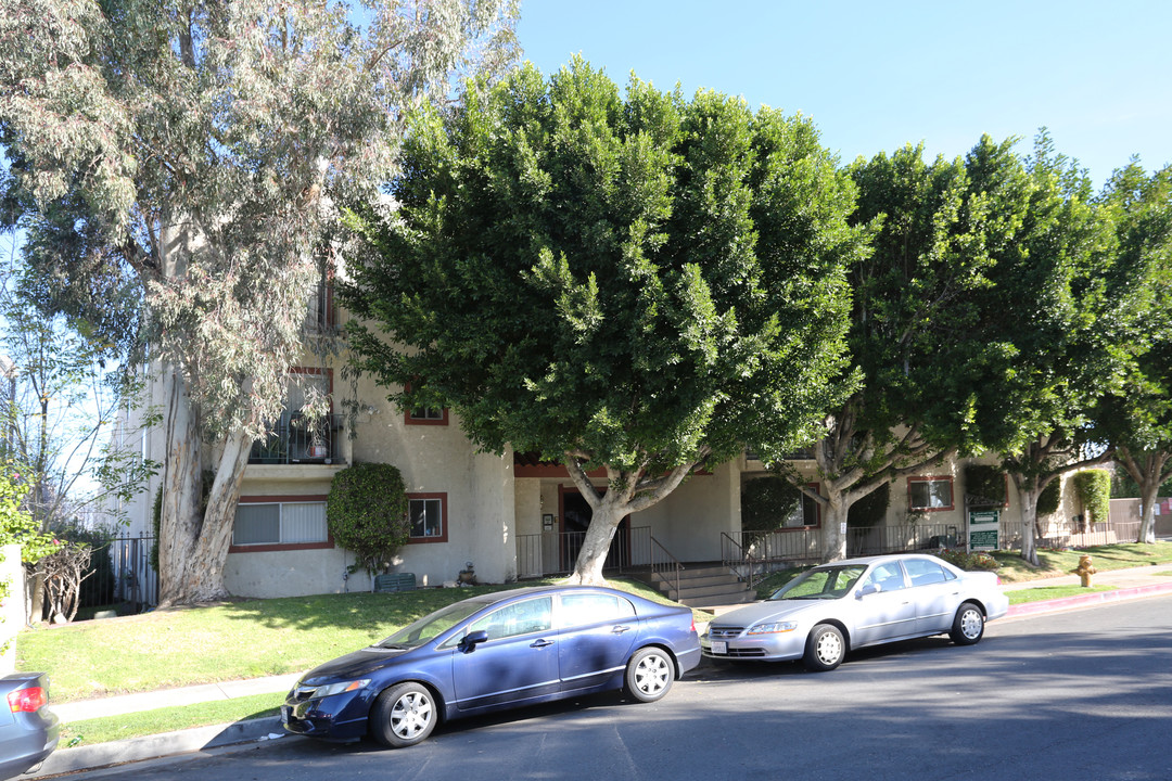 Lemarsh Chatsworth Apartments in Chatsworth, CA - Building Photo