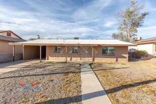 1136 E Yucca St in Casa Grande, AZ - Building Photo