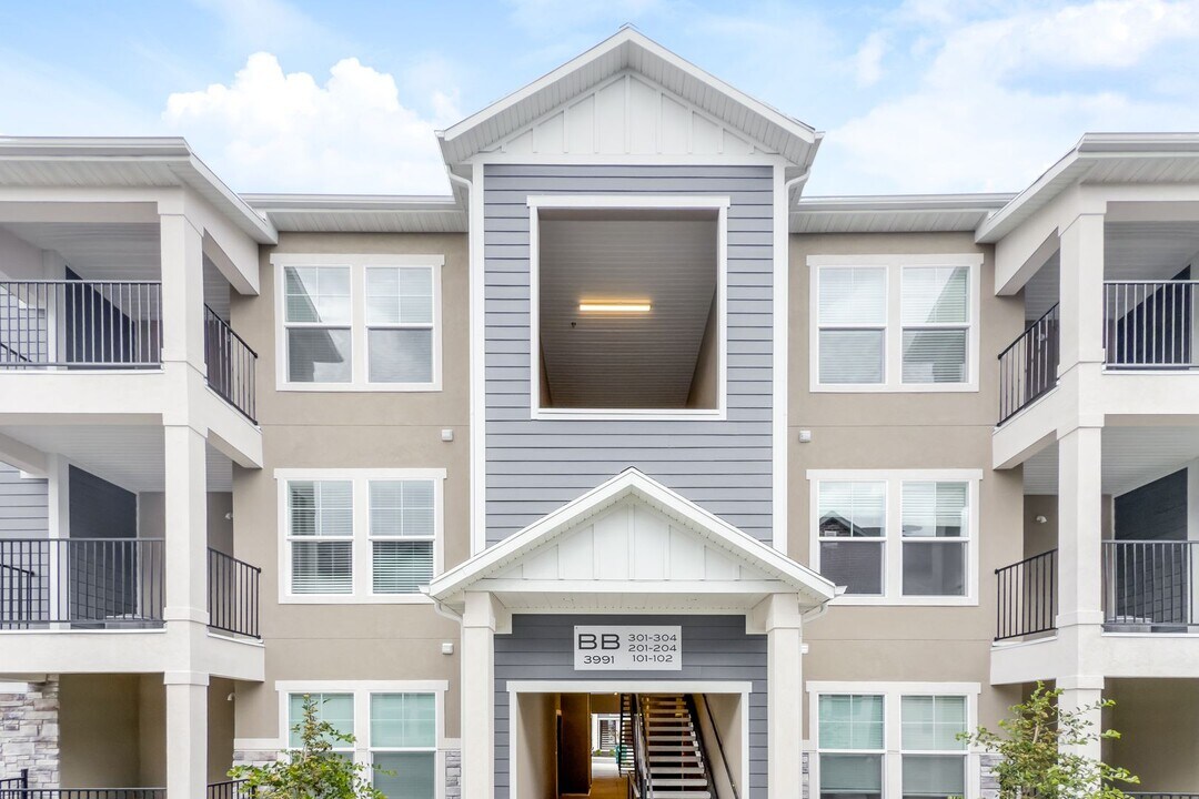 13643 Vernet Dr in Lehi, UT - Building Photo
