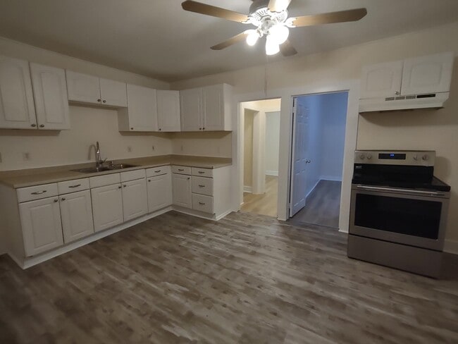 property at 14 Stearns Ct