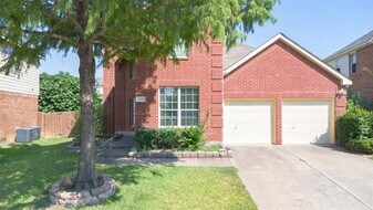 3822 Citadel Dr in Garland, TX - Building Photo
