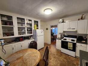 376 Humboldt St, Unit Upstairs in Rochester, NY - Building Photo - Building Photo