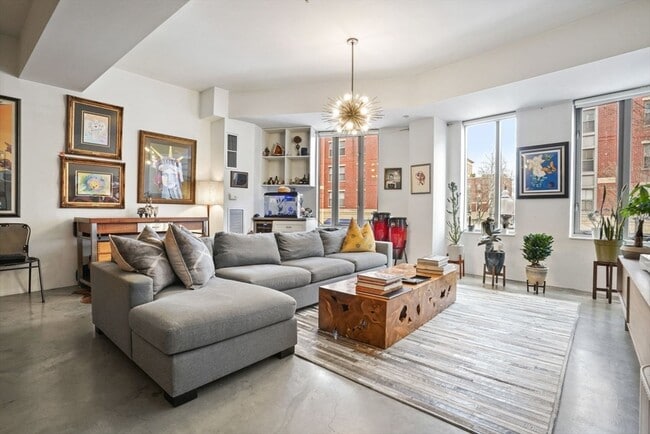 property at 1313 Washington St