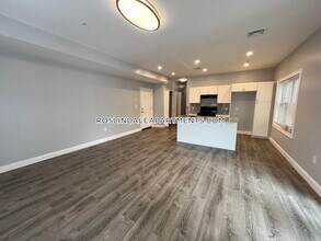 4004 Washington St in Boston, MA - Building Photo - Building Photo
