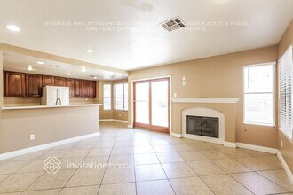 5729 N Walkingstick Ln in North Las Vegas, NV - Building Photo - Building Photo